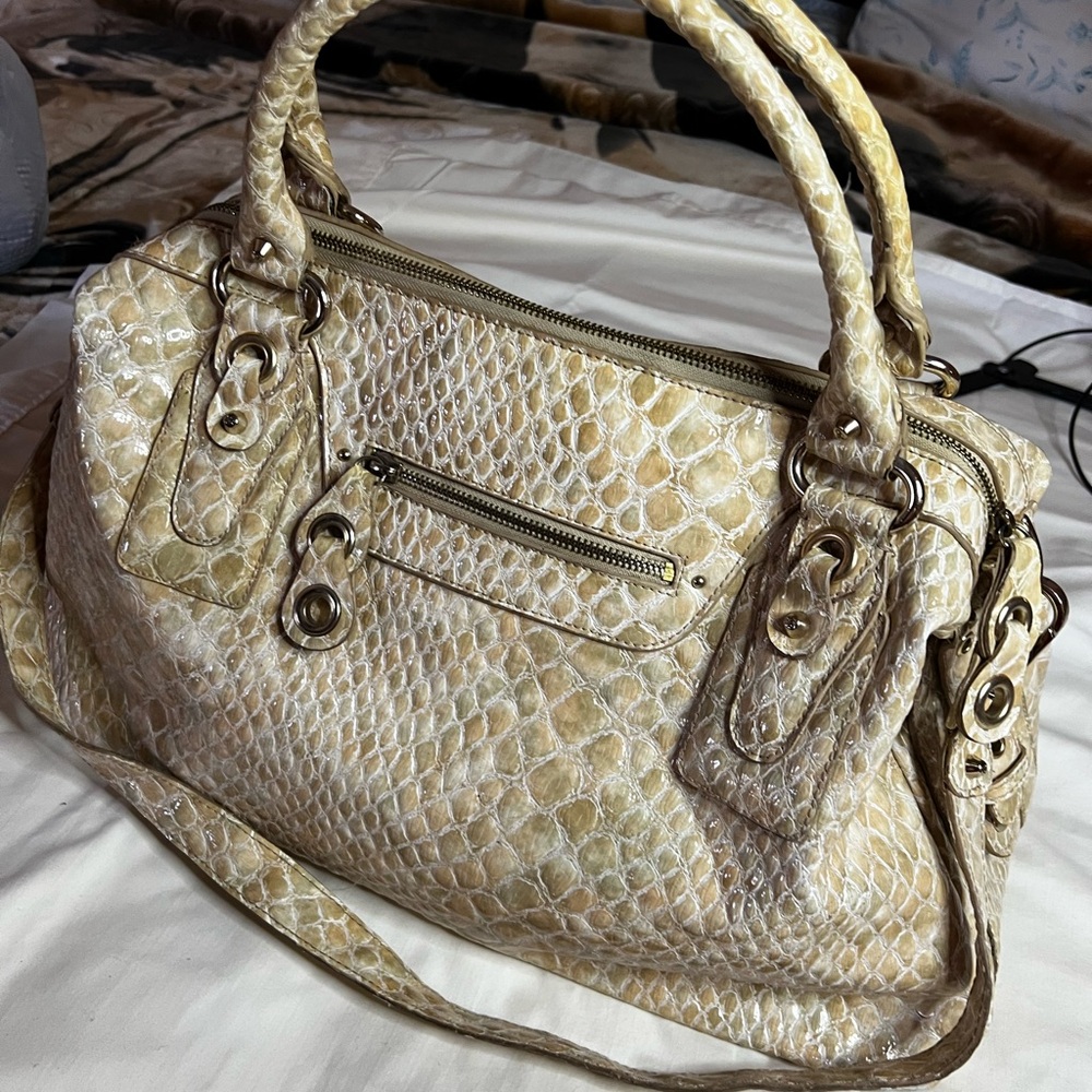 Elegant Cream Designer Handbag/Jessica Simpson